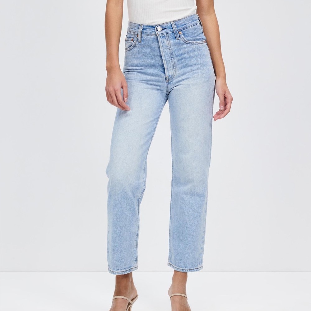 Levi’s Ribcage Straight Jeans